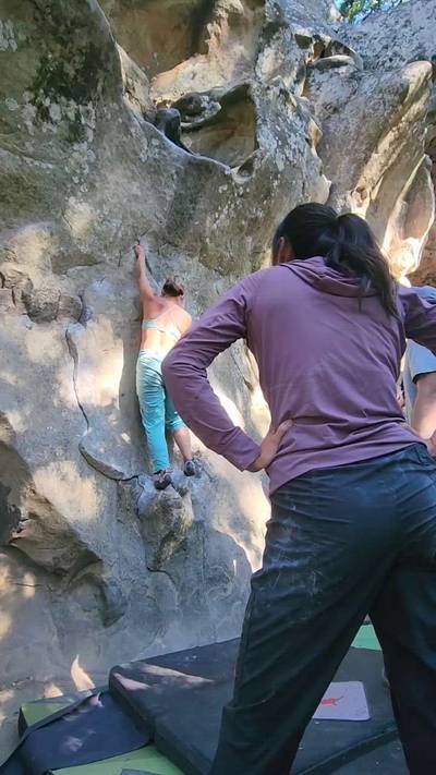Waimea Wall v1, Castle Rock State Park - Beta Video from liftingwithlia