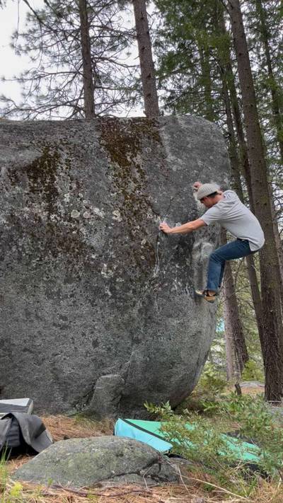 2001 v4, Leavenworth - Beta Video from cc.climbs.rocks
