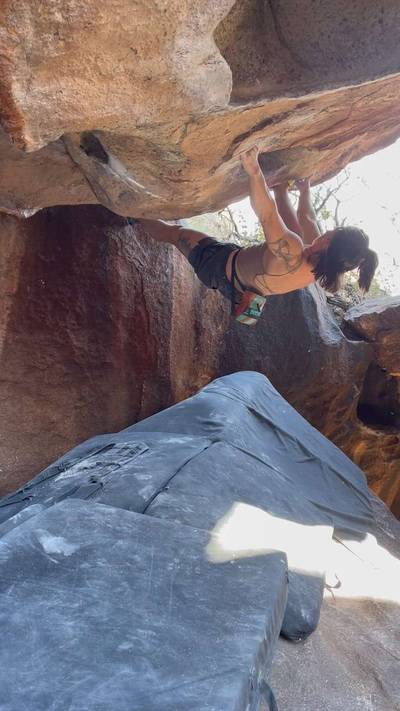 Girls of Juarez v4, Hueco Tanks - Beta Video from cactuswren