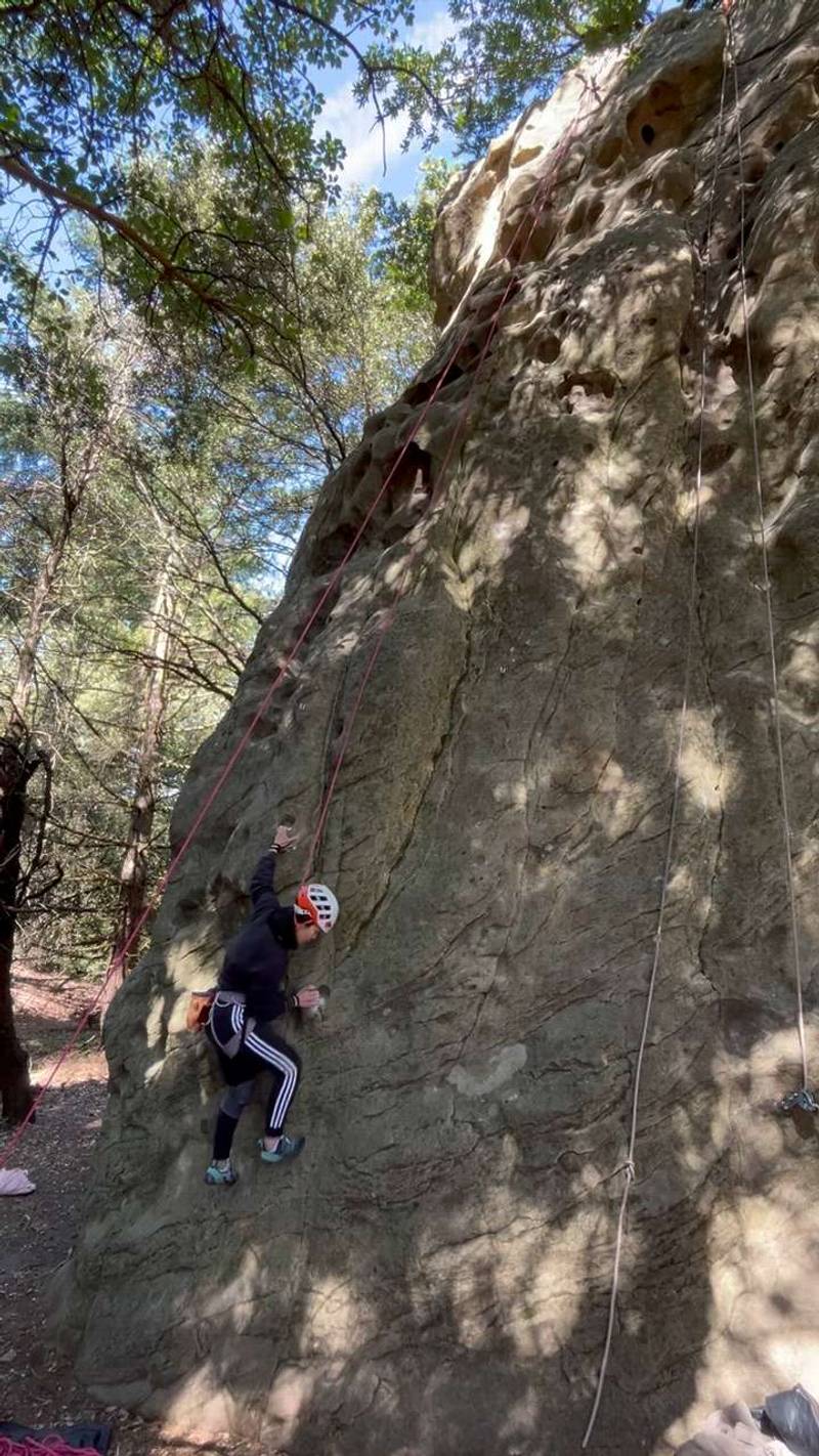 Moss Man 5.10b, Castle Rock State Park - Beta Video from JaniceLi