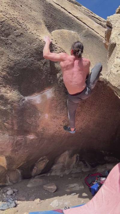 3 Weeks v9, Joe's Valley - Beta Video from mylesclimbs