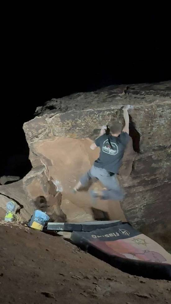 The Big Bang Theory v10, Moe's Valley - Beta Video from travieggg