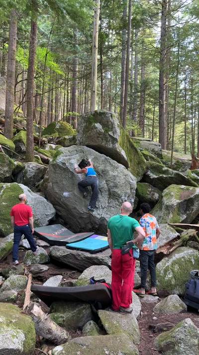 Big Bottoms v2, Squamish - Beta Video from tiinnngggg