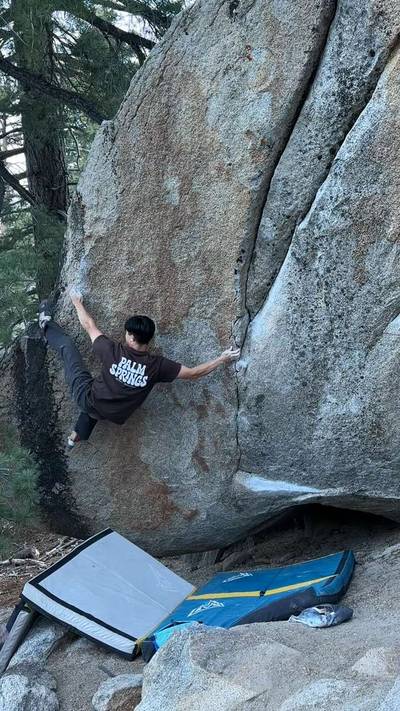 Left Left Gold Crack v7, Tramway - Beta Video from ericps