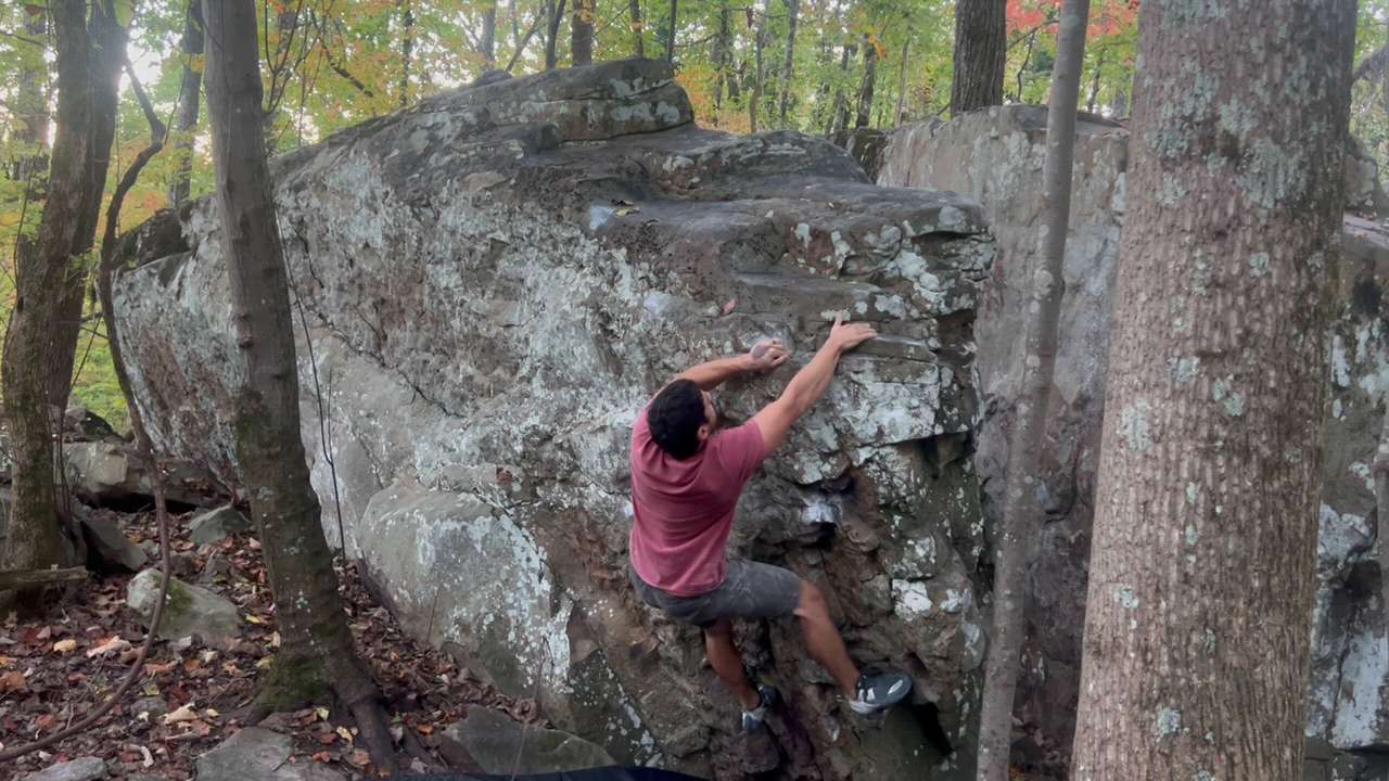 Walden Rocks Creekside Mantle Sit v4 - Creekside, Walden’s Ridge Park Bouldering ...