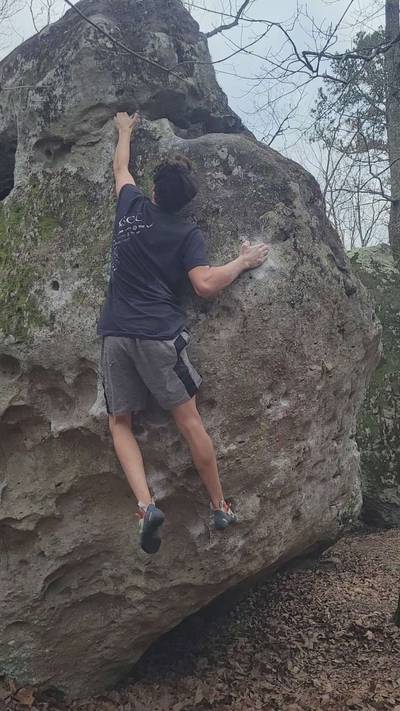 Cobble v5, Hospital Boulders - Beta Video from Mjclimber
