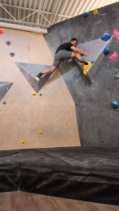 Yellow v5, Hogtown Boulders - Beta Video from SpanishYes