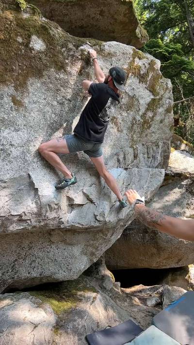 Pocket Problem v4, Squamish - Beta Video from BryceCashell