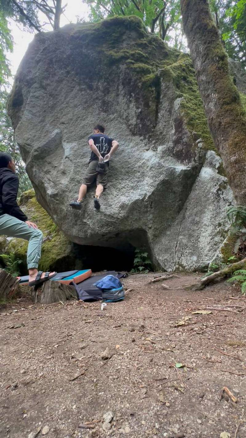 Kung Fu Fighter v4, Squamish - Beta Video from Jer_on_the_rocks
