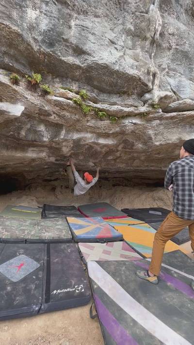 Hank's Right v8, Barton Creek Greenbelt - Beta Video from AndrewSpiars