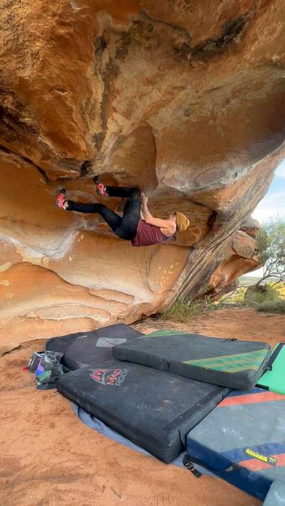 Minki v8, Rocklands - Beta Video from clarky