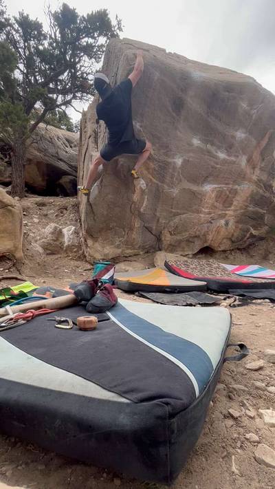 Levis aka Stinky Jeans v2, Joe's Valley - Beta Video from Devin6