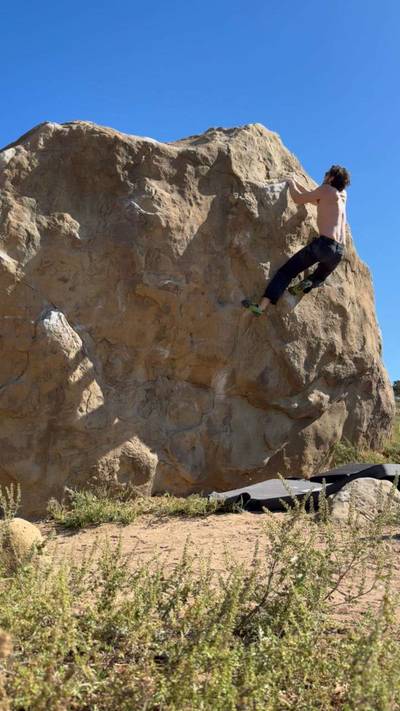 Gomer Pile v4, Stoney Point - Beta Video from bicep_intensive