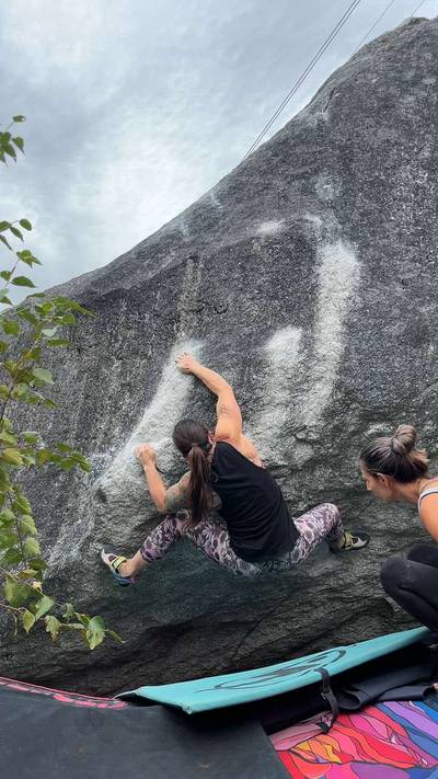 Conspiracy of One v6, Squamish - Beta Video from mountainmarie