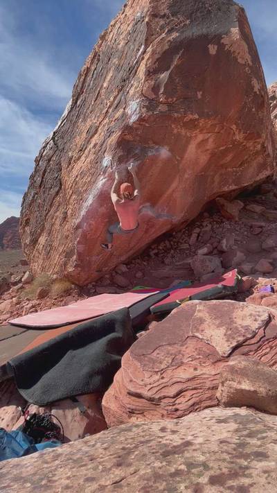 Bubble Butt v7, Red Rock - Beta Video from TayTayCantMantle