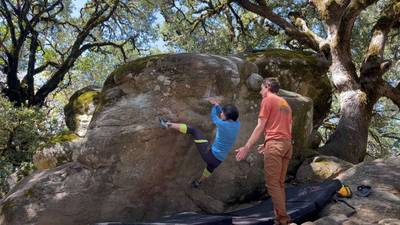 Beak Traverse v3, Castle Rock State Park - Beta Video from liyuan
