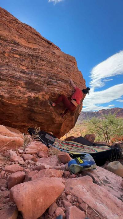 76 Direct v3, Red Rock - Beta Video from kimikoclimbs