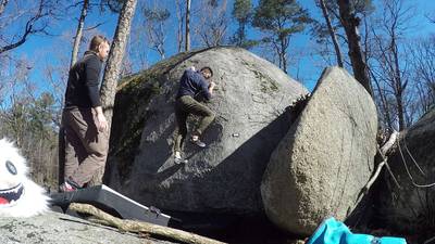 Easy Crack Traverse v2, Boat Rock - Beta Video from Chuffsthefur