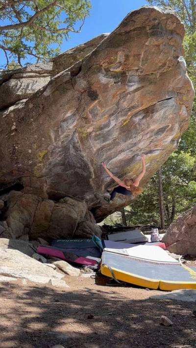 Smoking the Tree v12, Rock Shop - Beta Video from sera_gearhart