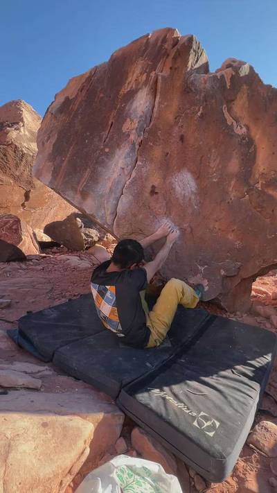 Pink Voltage v4, Red Rock - Beta Video from JohnNguyen