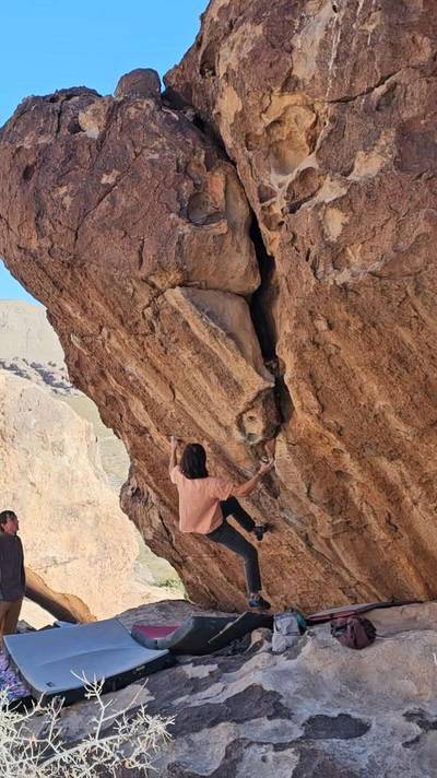 Shroom v9, Hueco Tanks - Beta Video from thegnarwall