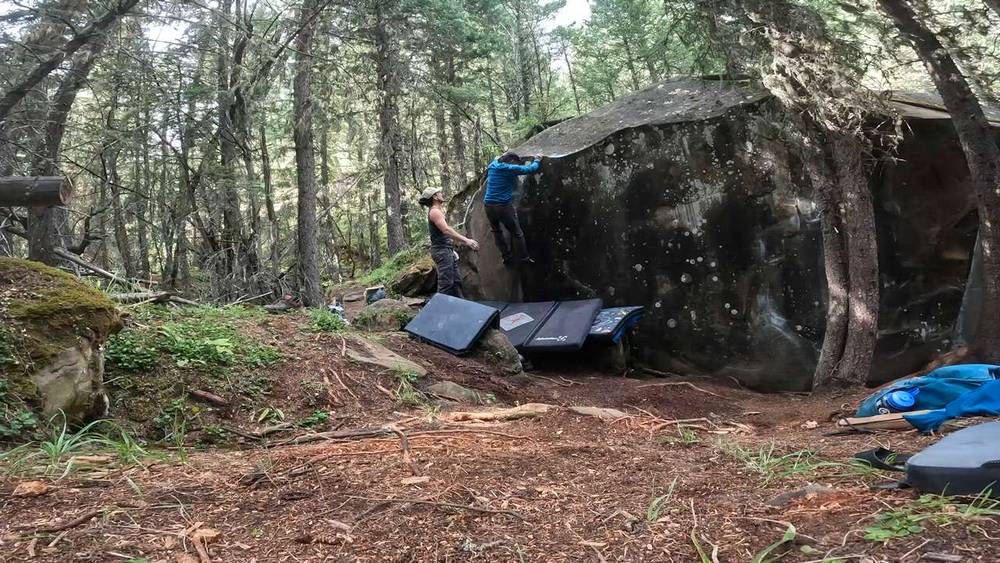 Sketchy Scoop v3, Porcupine Hills - Beta Video from Aibert