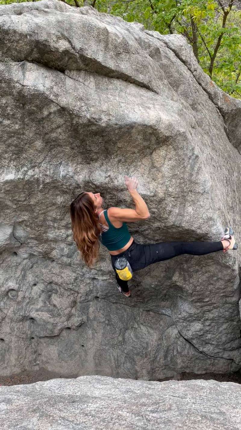 No Warm Up v6, Little Cottonwood Canyon - Beta Video from CarrieCooperDPT