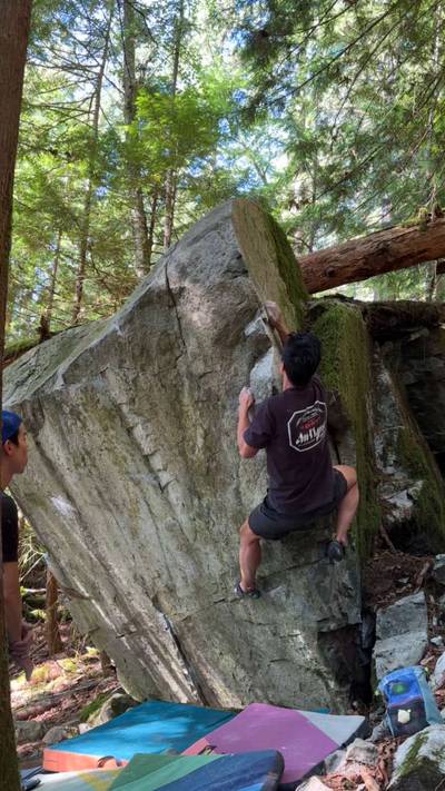 Mini Moon Arete v4, Squamish - Beta Video from jeffwong90