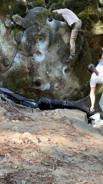 Hueco Wall v5, Castle Rock State Park - Beta Video from DWhelps