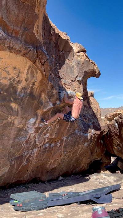 Bloody Flapper v4, Hueco Tanks - Beta Video from aubious