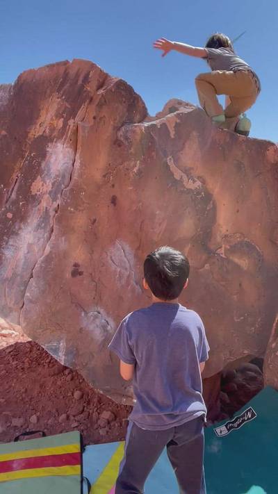Pink Voltage v4, Red Rock - Beta Video from BowieFox