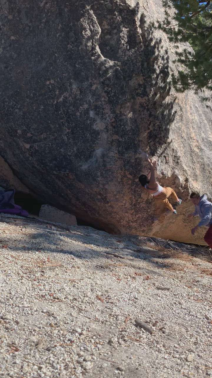 Gold Star v5 Outer Corral, Black Mountain Bouldering Watch Beta Videos