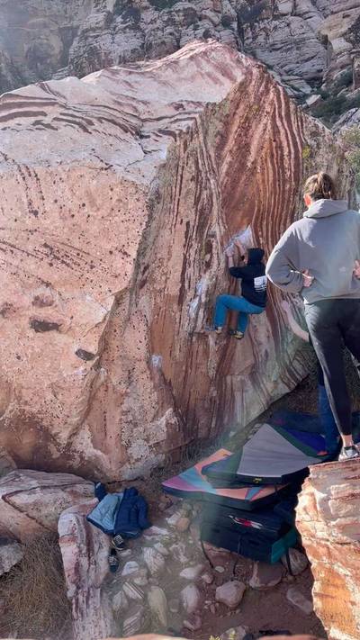 25 Cents v5, Red Rock - Beta Video from Yalowega
