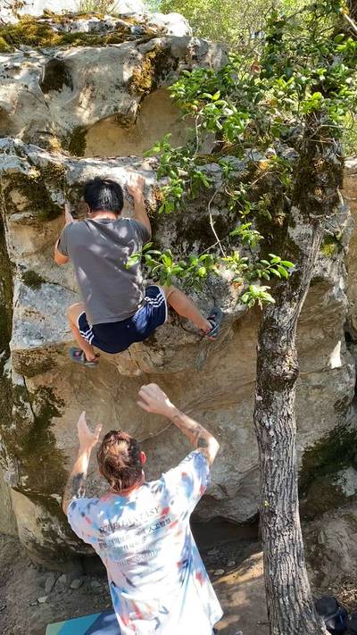 Way Dubious Contortionist v5, Castle Rock State Park - Beta Video from Kai_