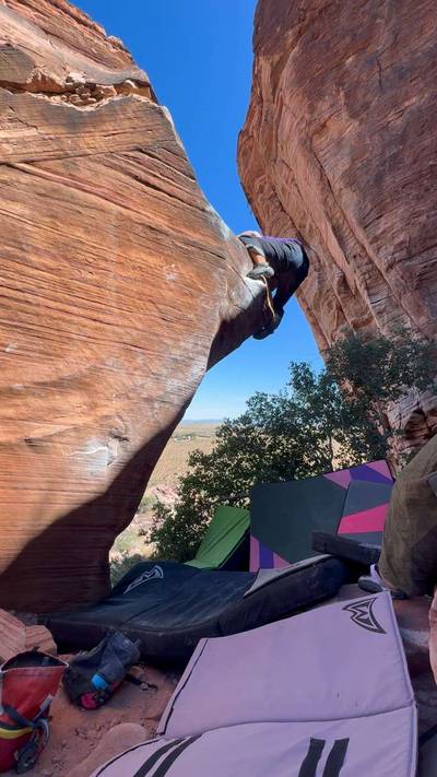 Taurine v9, Red Rock - Beta Video from justinluong