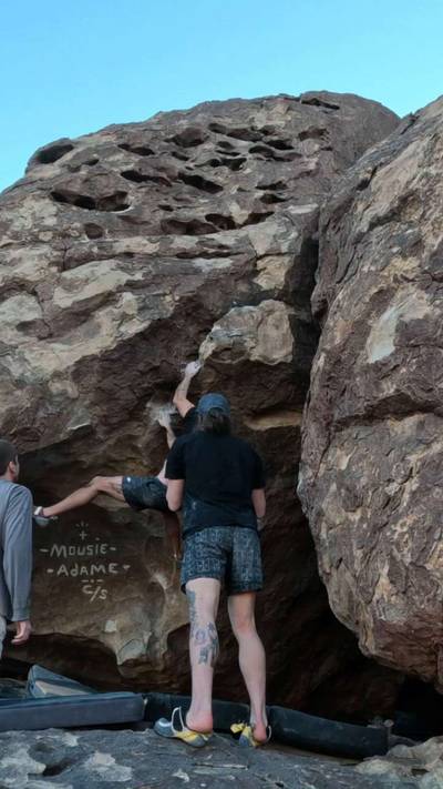 Mousie Adame v7, Hueco Tanks - Beta Video from aubious