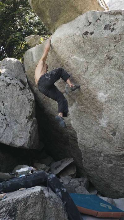 Defender of the Faith v9, Squamish - Beta Video from DannyOrr