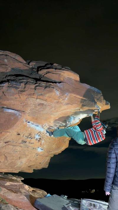 Honeycomb - Right Overhang v2, Red Rock - Beta Video from shanslowclimbs