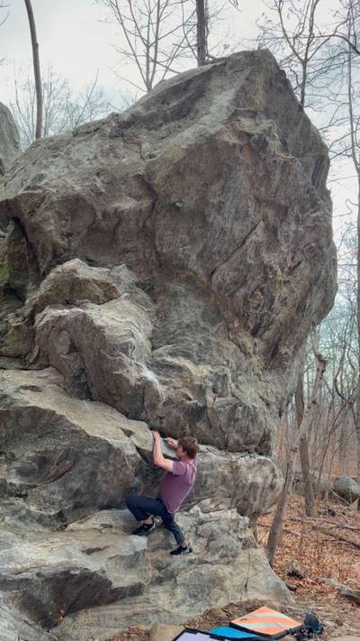 Classic Traverse v2, Rumbling Bald - Beta Video from griffin.climbs