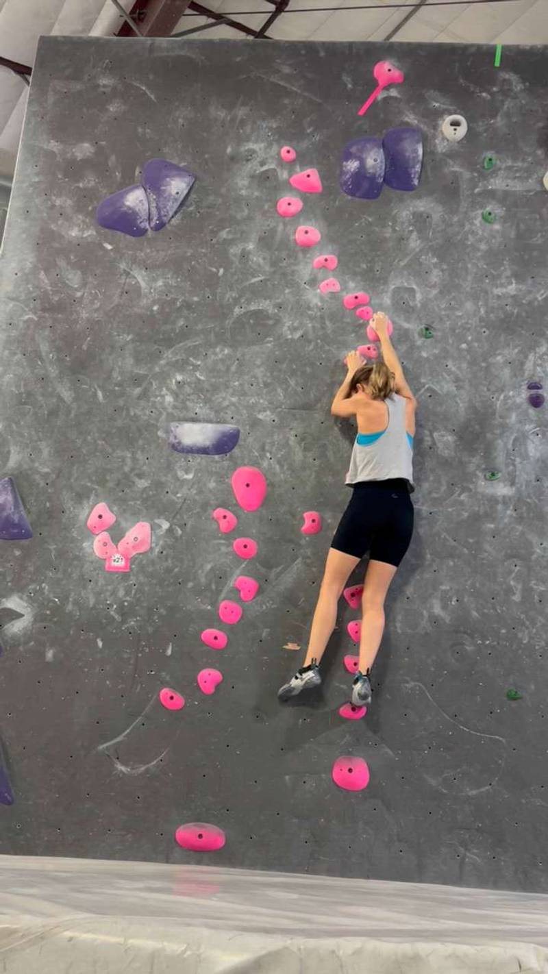 Pink #21, Boulder, Black Rock Bouldering Gym - Beta Video from Maperr