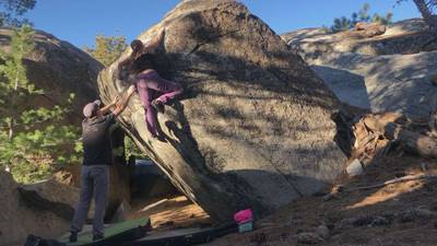 Town Square Arete v6, Black Mountain - Beta Video from maddyvolo