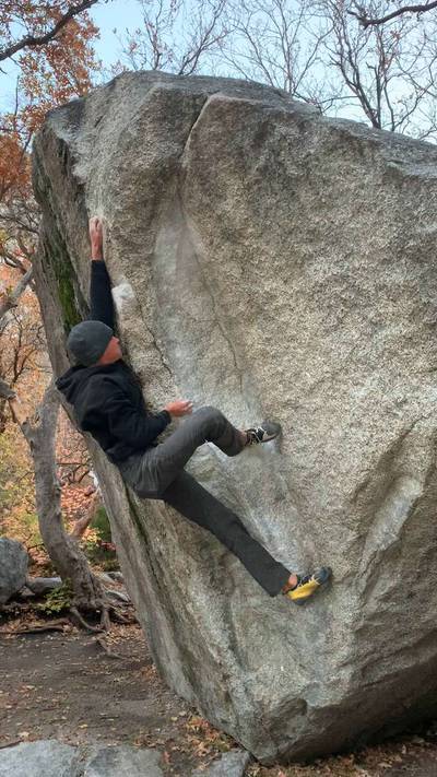 Lance's Dihedral v6, Little Cottonwood Canyon - Beta Video from brennonmtb