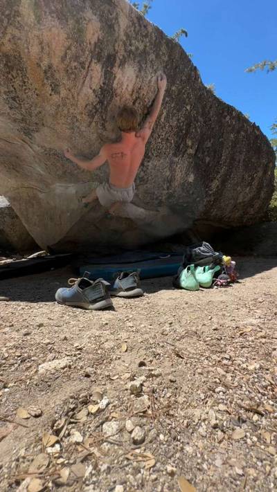 Can Opener v7, Black Mountain - Beta Video from webbclimbs