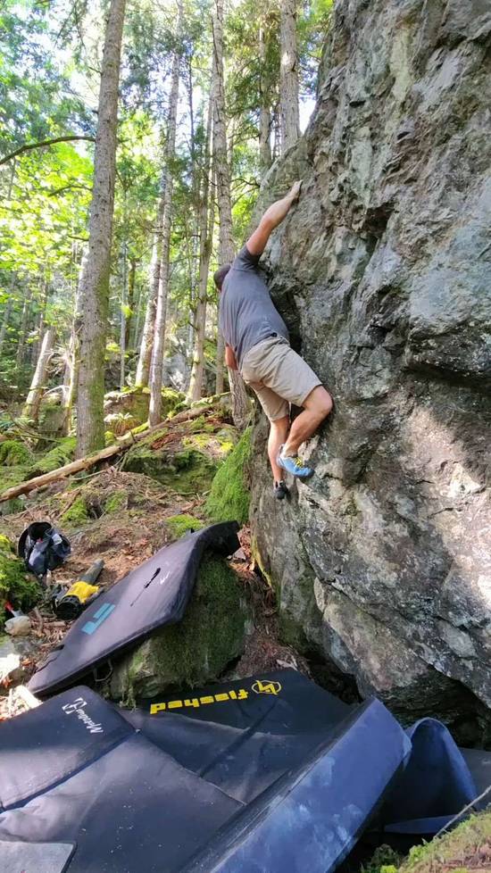 Bargaining Chip v3, Comox Lake - Beta Video from UncleJuice