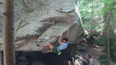 Sharma's Arete v8, Squamish - Beta Video from vjosh