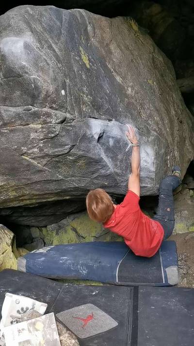 Lichen the Cave v4, Kelowna - Beta Video from rohan_grey