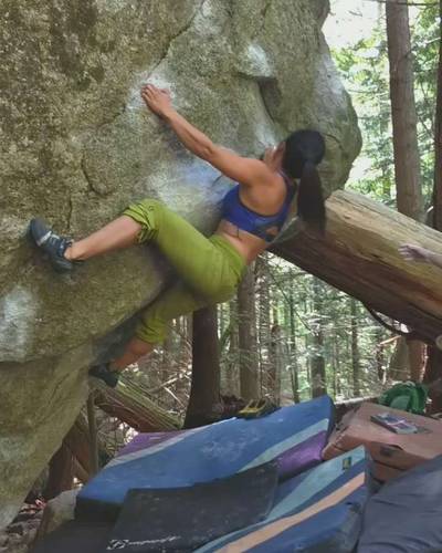 The Fuzz v7, Squamish - Beta Video from midoriontherocks