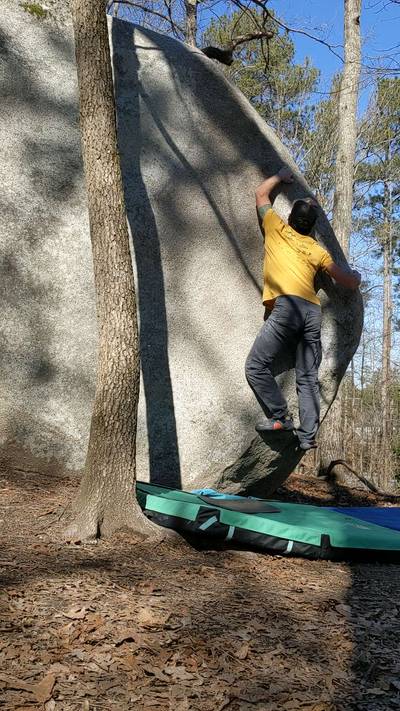 Sourwood Sit v4, Boat Rock - Beta Video from GrandpaRick