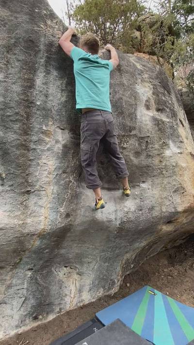 Vortex v8, Joe's Valley - Beta Video from bolts.and.holds