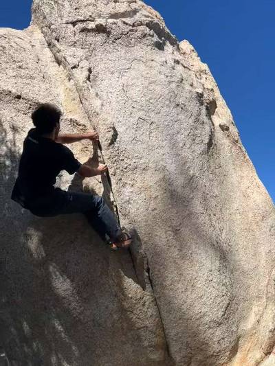 Thin Crack v0, Horse Flats - Beta Video from Le_Macaque_de_LA